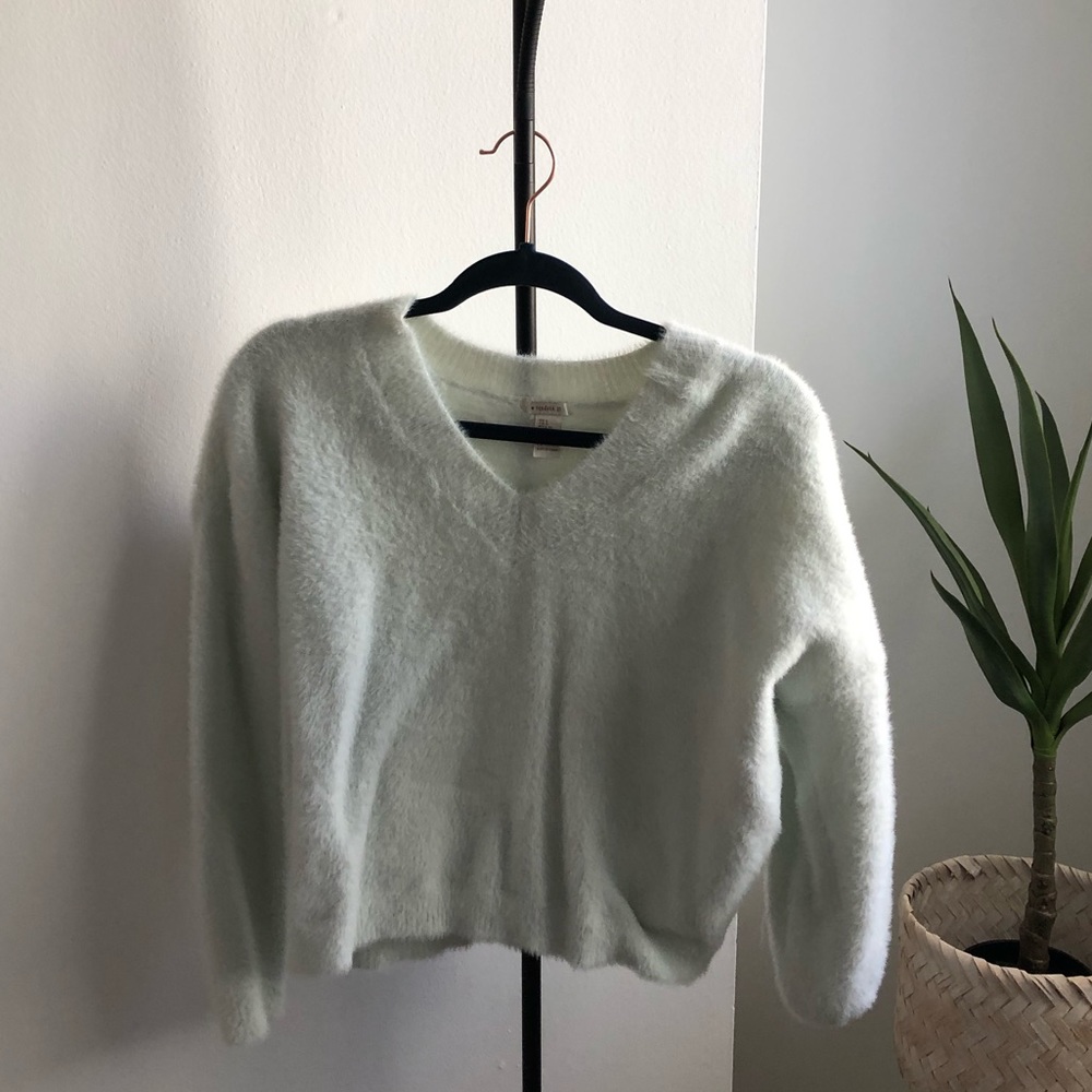 White fuzzy v neck sweater